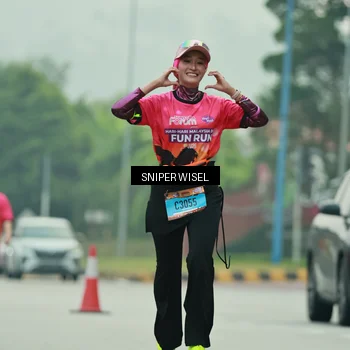 Runner Photo 7049083