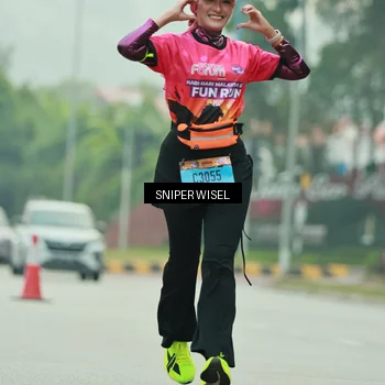 Runner Photo 7049103