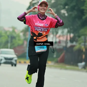 Runner Photo 7049118