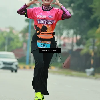 Runner Photo 7049120