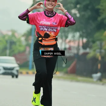 Runner Photo 7049121