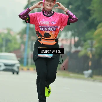 Runner Photo 7049125