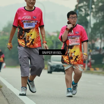 Runner Photo 7049160