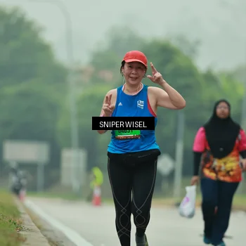 Runner Photo 7049167