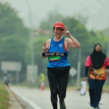 Runner Photo 7049171