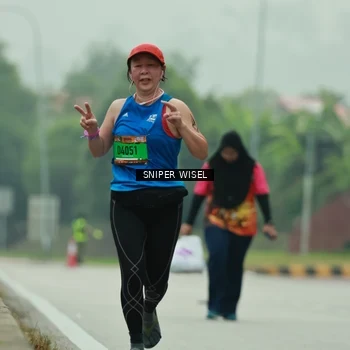 Runner Photo 7049184