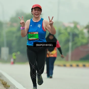 Runner Photo 7049192