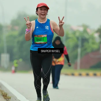 Runner Photo 7049194
