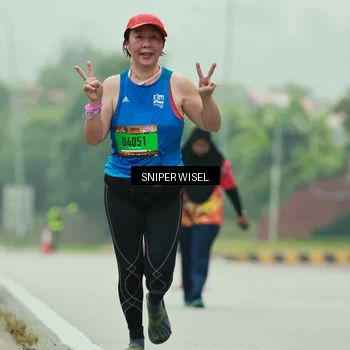 Runner Photo 7049195