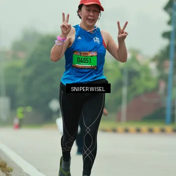 Runner Photo 7049213