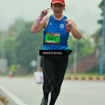 Runner Photo 7049215