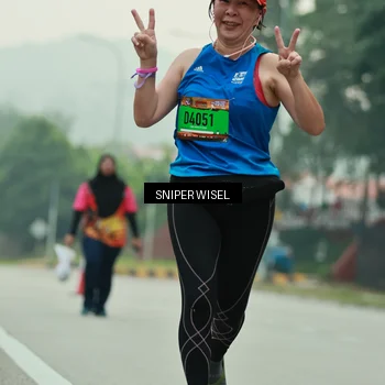 Runner Photo 7049219