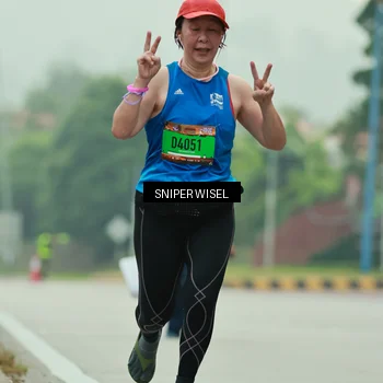 Runner Photo 7049220