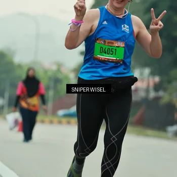 Runner Photo 7049230
