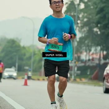 Runner Photo 7049274
