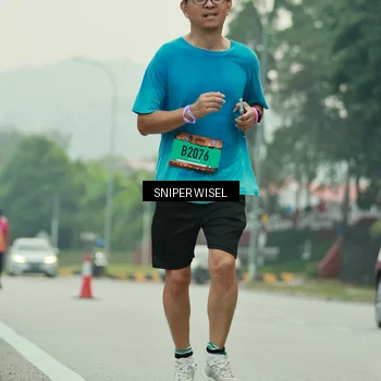Runner Photo 7049278