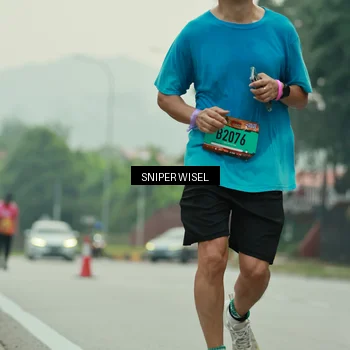 Runner Photo 7049288