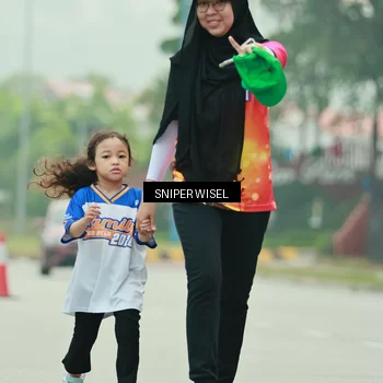 Runner Photo 7049368