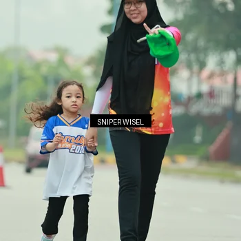 Runner Photo 7049371