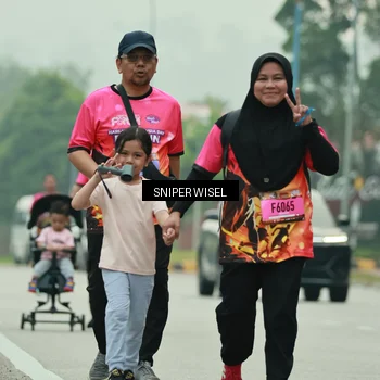 Runner Photo 7049393