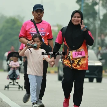 Runner Photo 7049402