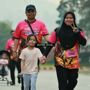 Runner Photo 7049403