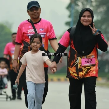 Runner Photo 7049412