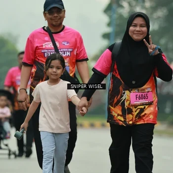 Runner Photo 7049414
