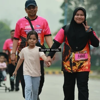 Runner Photo 7049417