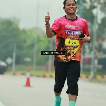 Runner Photo 7049435