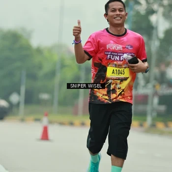 Runner Photo 7049439