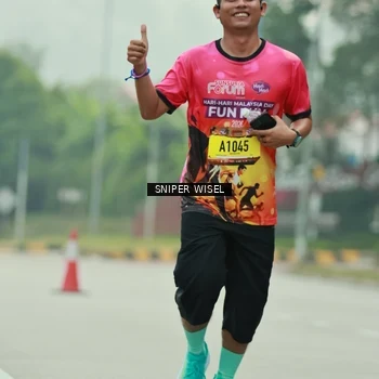 Runner Photo 7049443
