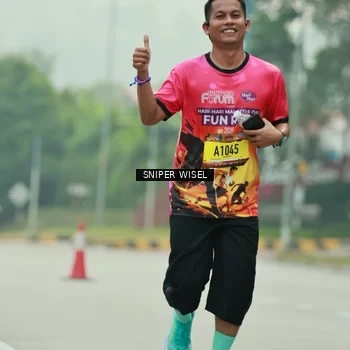 Runner Photo 7049445