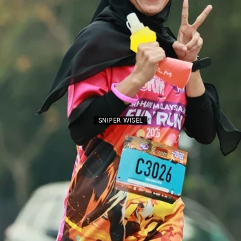 Runner Photo 7049473