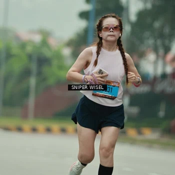 Runner Photo 7049479