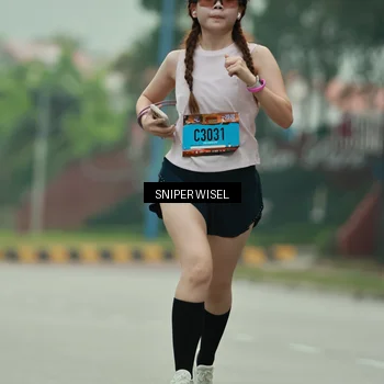 Runner Photo 7049490