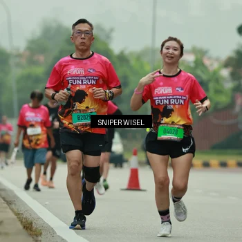 Runner Photo 7049495