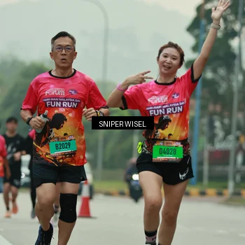 Runner Photo 7049504