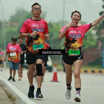 Runner Photo 7049505