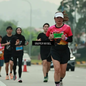 Runner Photo 7049522