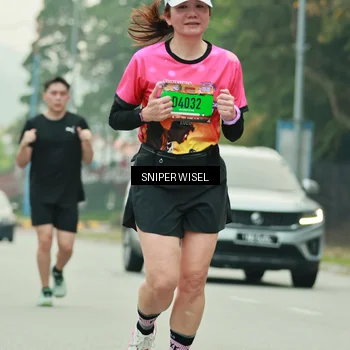 Runner Photo 7049524