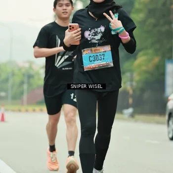 Runner Photo 7049548