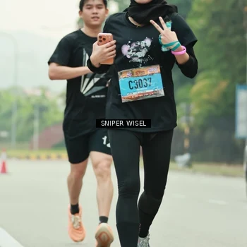 Runner Photo 7049550