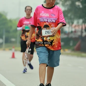 Runner Photo 7049560