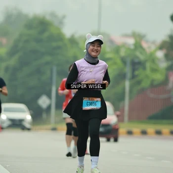 Runner Photo 7049572