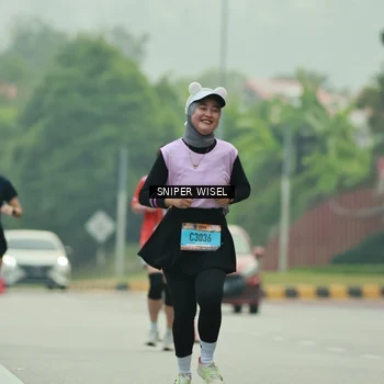 Runner Photo 7049574