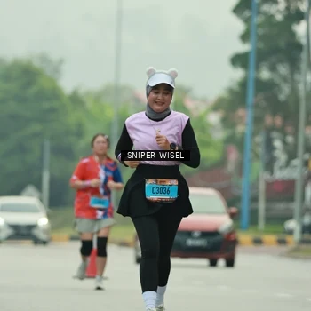 Runner Photo 7049579