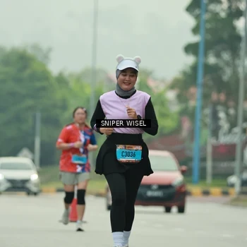 Runner Photo 7049580