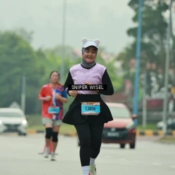 Runner Photo 7049584