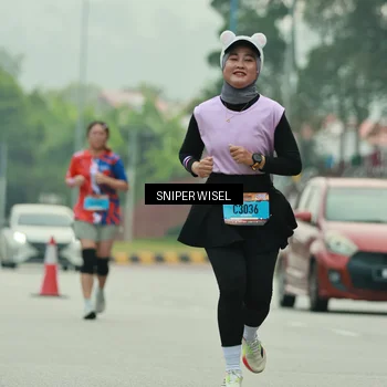 Runner Photo 7049602